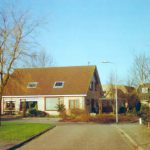 Links nr. 13 de Fam Falkena. Rechts nr,15,de Fam Beijer Wielsma.